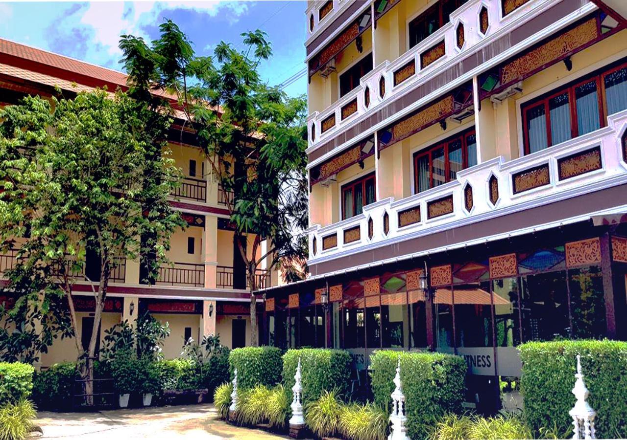 I Boutique Hotel Pluak Daeng Ngoại thất bức ảnh